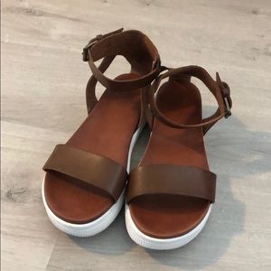MIA Brown Platform Sandals